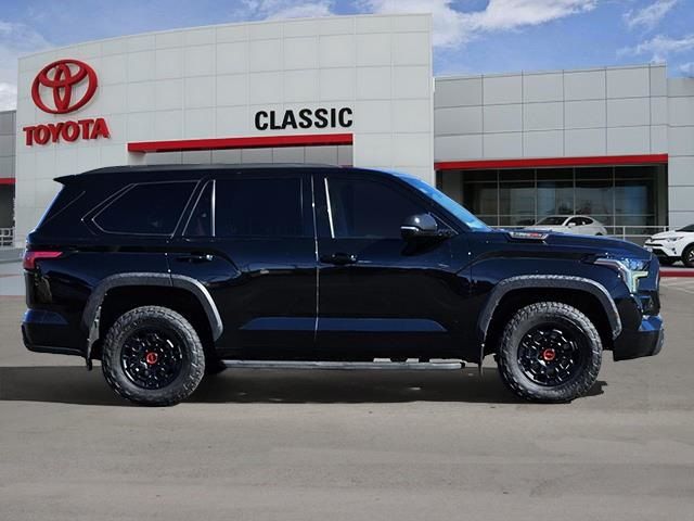 2023 Toyota Sequoia SR5