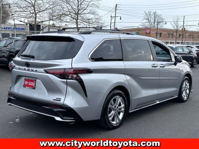 2023 Toyota Sienna XSE 25th Anniversary