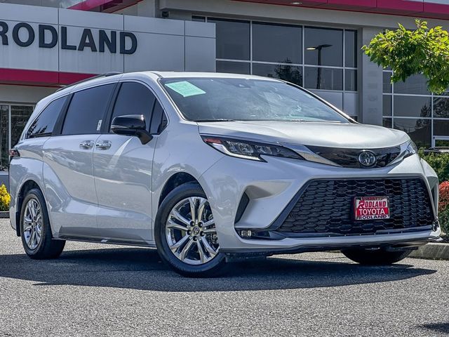 2023 Toyota Sienna XSE 25th Anniversary