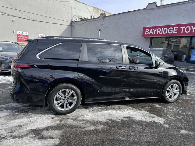 2023 Toyota Sienna XSE