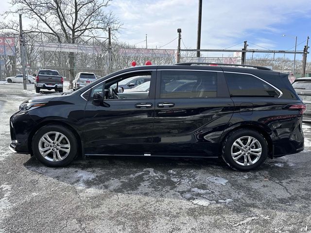 2023 Toyota Sienna XSE