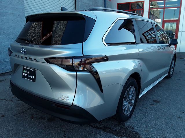 2023 Toyota Sienna XLE