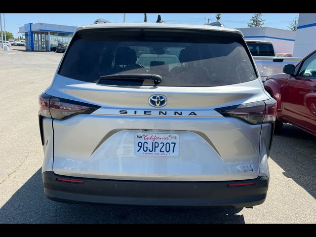2023 Toyota Sienna XLE