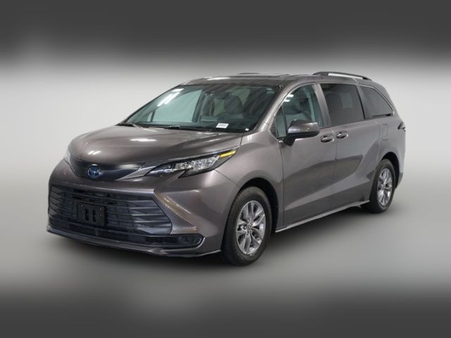 2023 Toyota Sienna LE