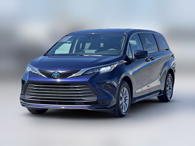 2023 Toyota Sienna LE