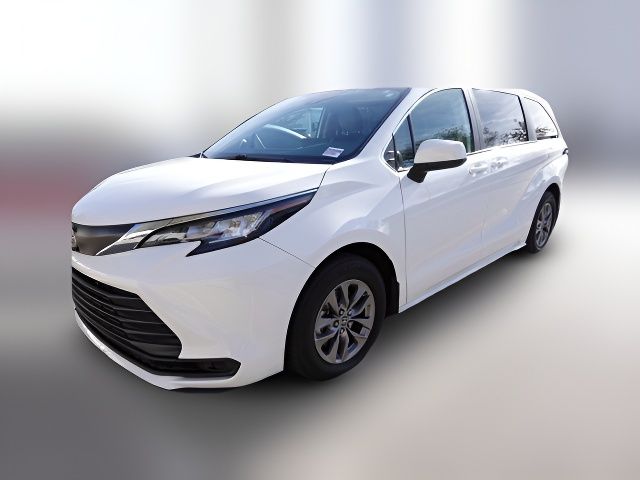 2023 Toyota Sienna LE