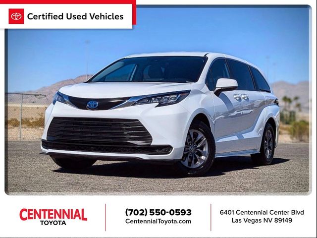 2023 Toyota Sienna LE