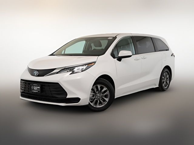 2023 Toyota Sienna LE