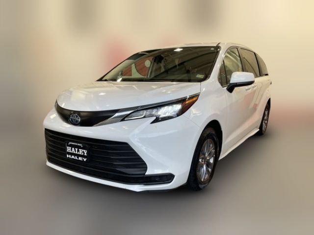 2023 Toyota Sienna LE