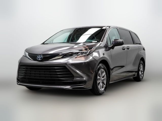 2023 Toyota Sienna LE