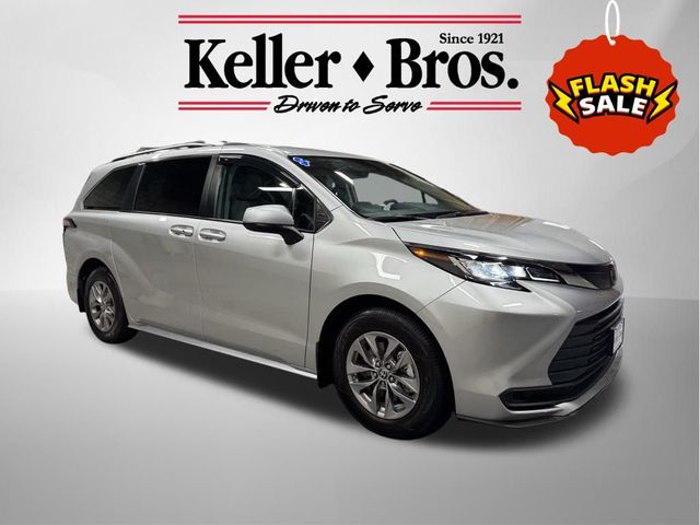 2023 Toyota Sienna LE