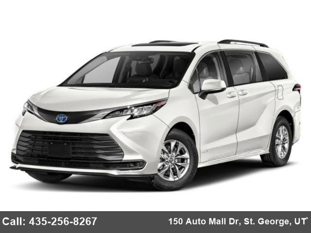 2023 Toyota Sienna LE