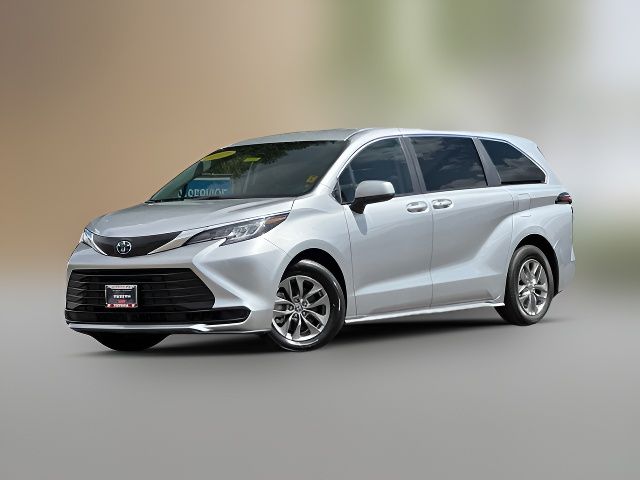 2023 Toyota Sienna LE