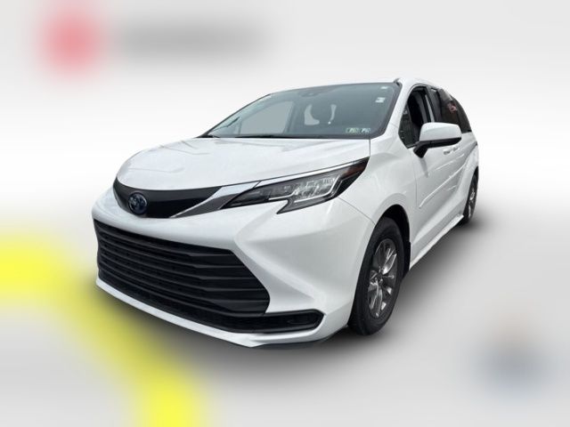2023 Toyota Sienna LE