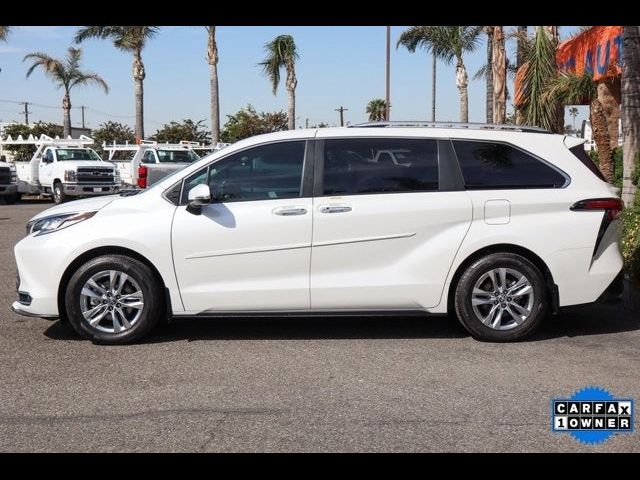 2023 Toyota Sienna Limited