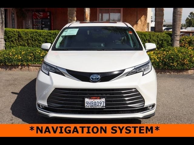 2023 Toyota Sienna Limited