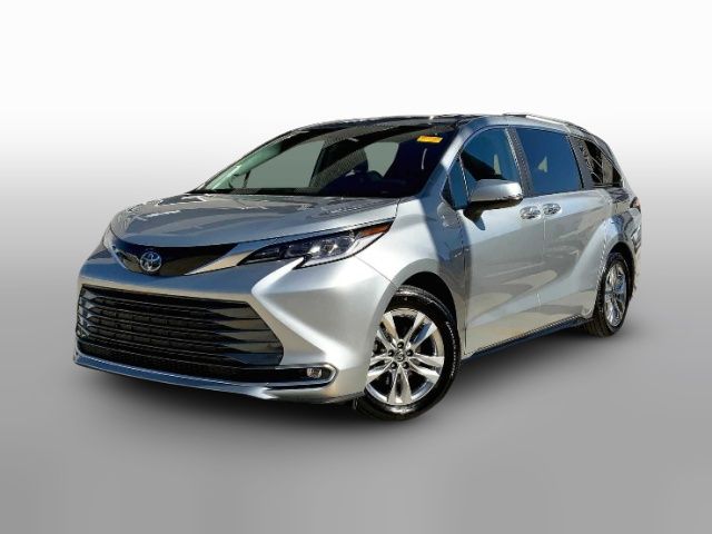 2023 Toyota Sienna Limited