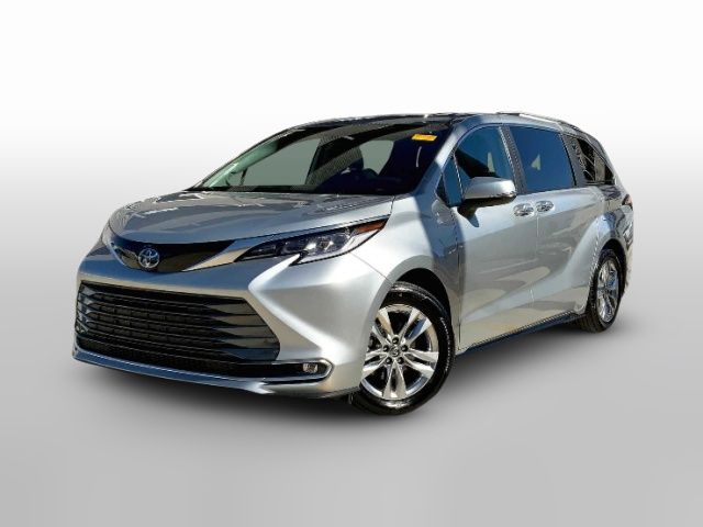 2023 Toyota Sienna Limited