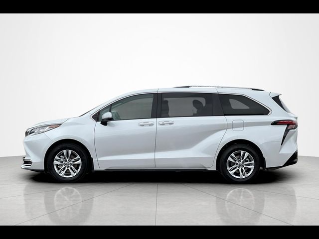 2023 Toyota Sienna Limited