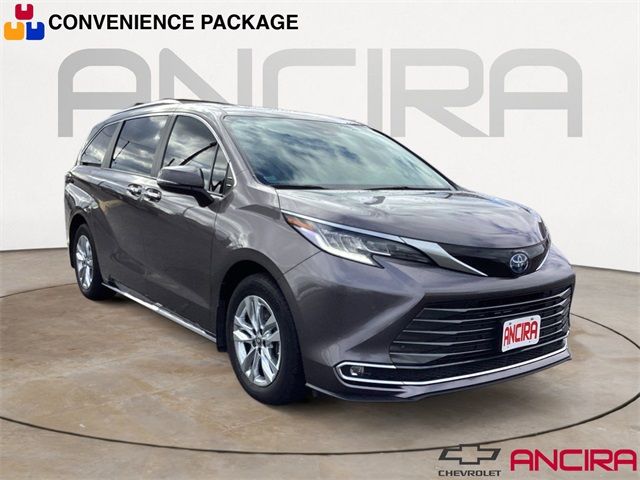 2023 Toyota Sienna Limited