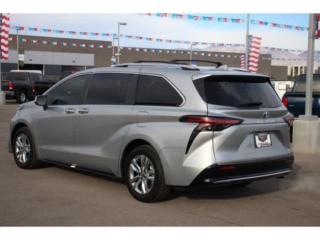 2023 Toyota Sienna Limited