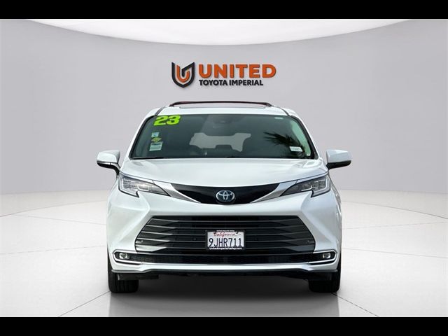 2023 Toyota Sienna Limited
