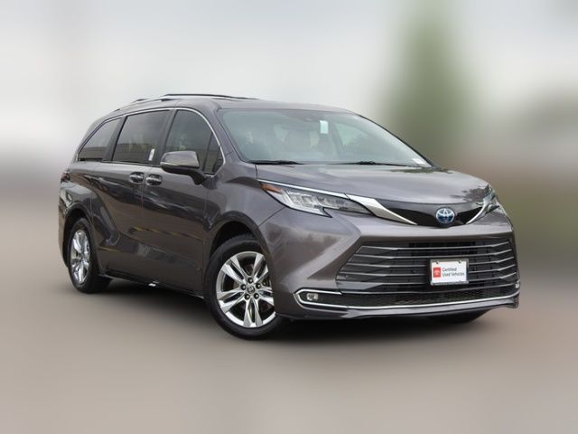 2023 Toyota Sienna Limited