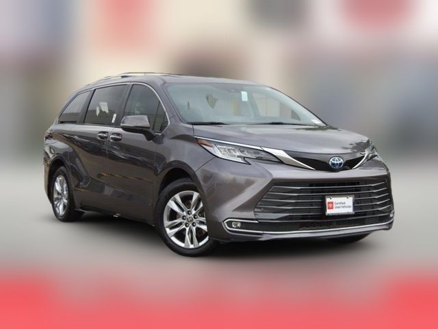 2023 Toyota Sienna Limited