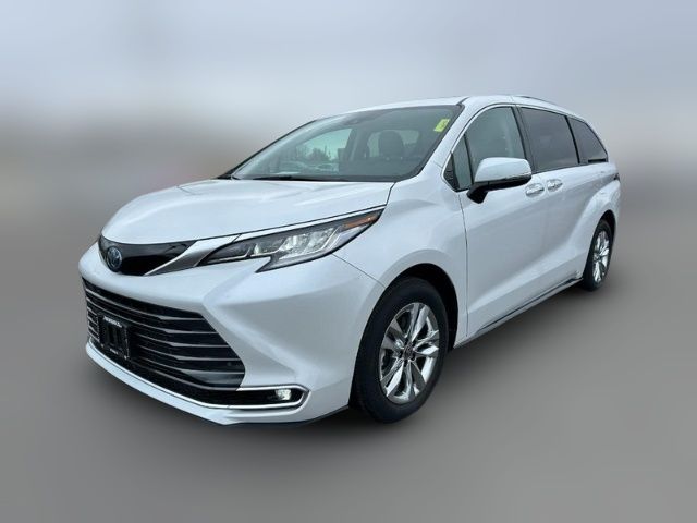 2023 Toyota Sienna Limited