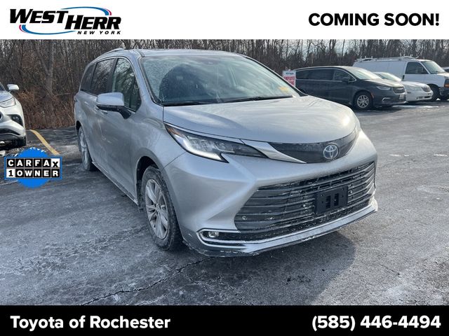 2023 Toyota Sienna Limited