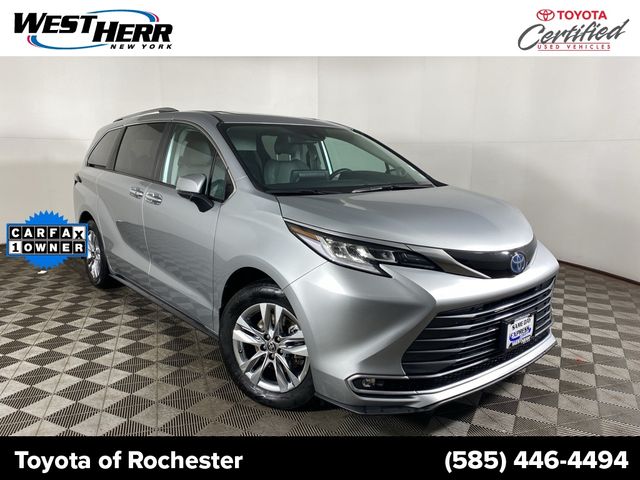 2023 Toyota Sienna Limited