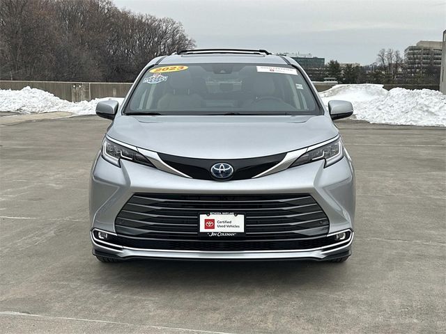 2023 Toyota Sienna Limited