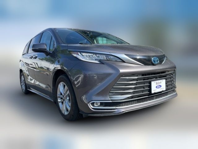 2023 Toyota Sienna Limited