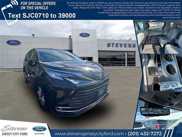 2023 Toyota Sienna Limited