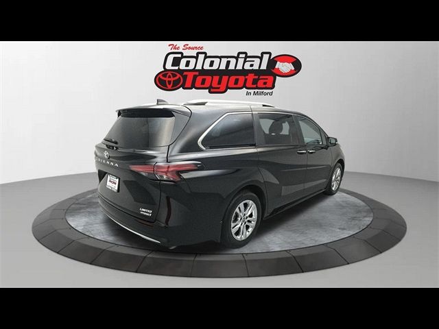 2023 Toyota Sienna Limited