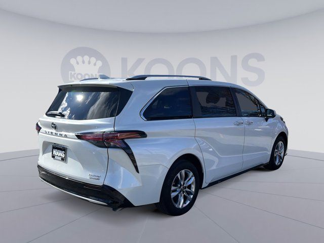 2023 Toyota Sienna Limited