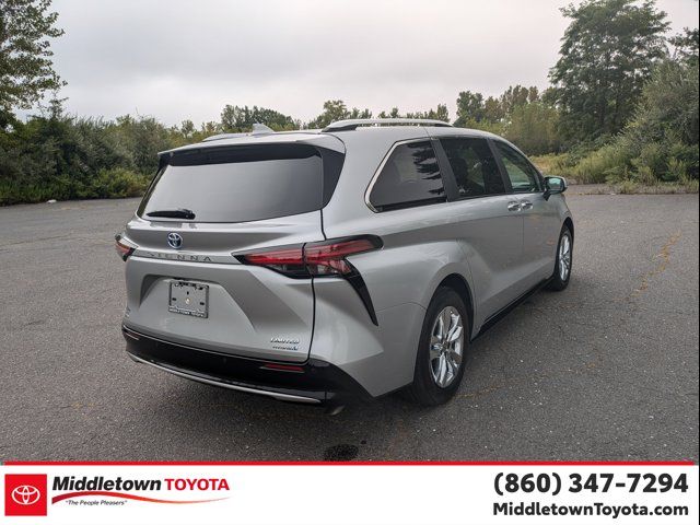 2023 Toyota Sienna Limited