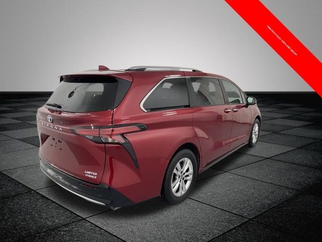 2023 Toyota Sienna Limited