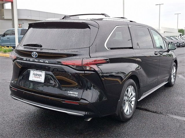 2023 Toyota Sienna Limited