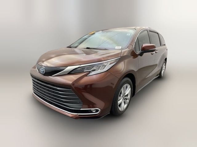 2023 Toyota Sienna Limited