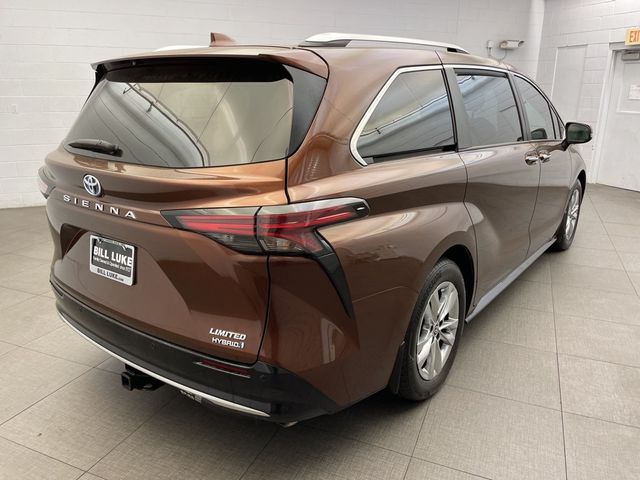 2023 Toyota Sienna Limited