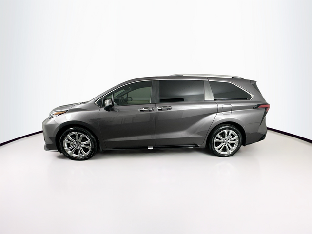 2023 Toyota Sienna Platinum