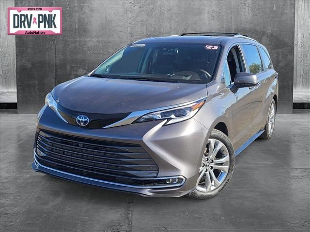 2023 Toyota Sienna Platinum