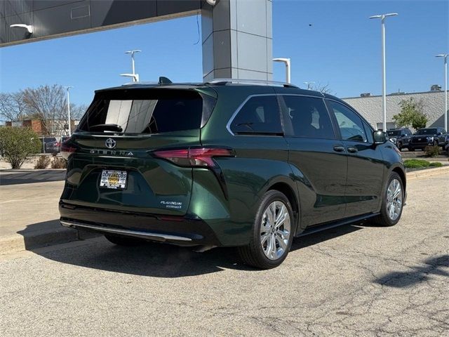 2023 Toyota Sienna Platinum
