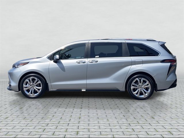 2023 Toyota Sienna Platinum