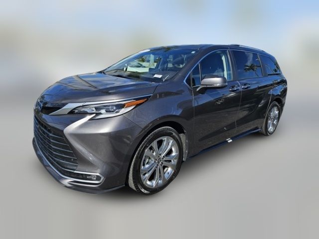 2023 Toyota Sienna Platinum