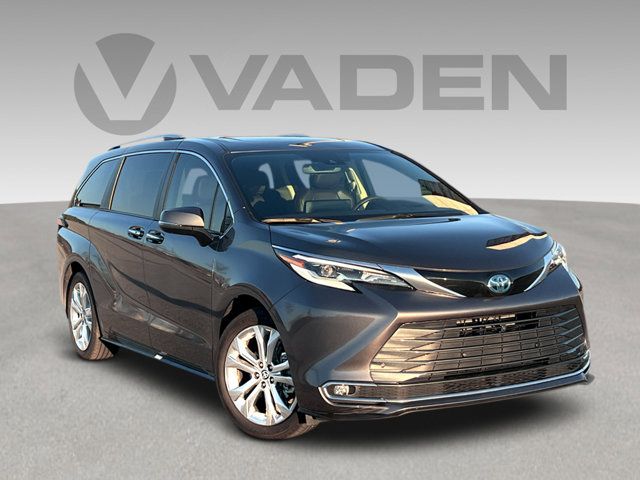 2023 Toyota Sienna Platinum