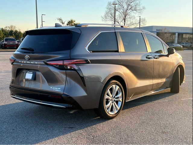 2023 Toyota Sienna Platinum