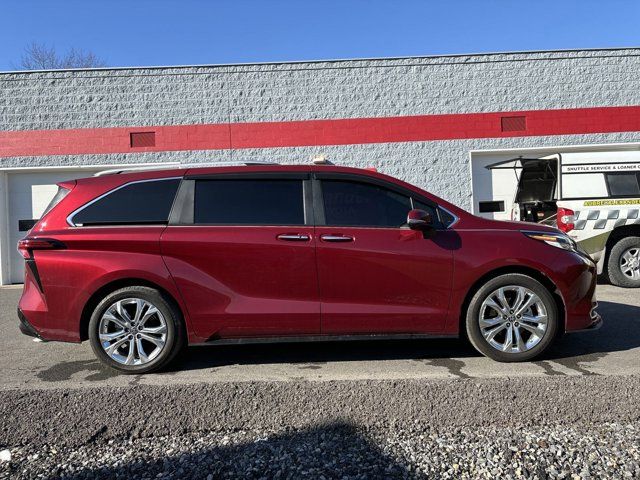 2023 Toyota Sienna Platinum