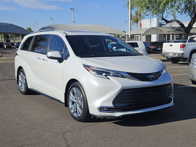 2023 Toyota Sienna Platinum